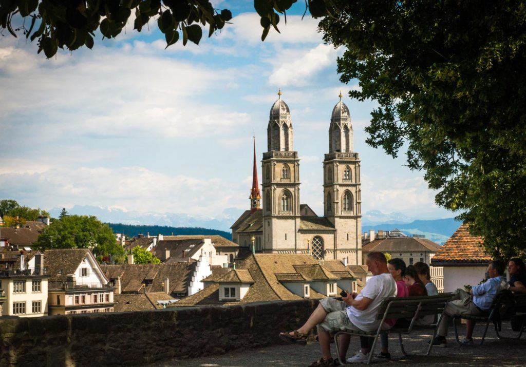 Attractions can add a lot to your Switzerland trip costs, but with the Swiss Travel Pass, you can have discounts on the mains attractions in Switzerland. 