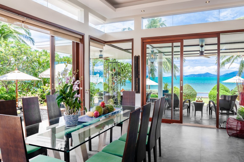 This is one of the best villas in Koh Samui, with its lovely natural touches and a minimalist design.
